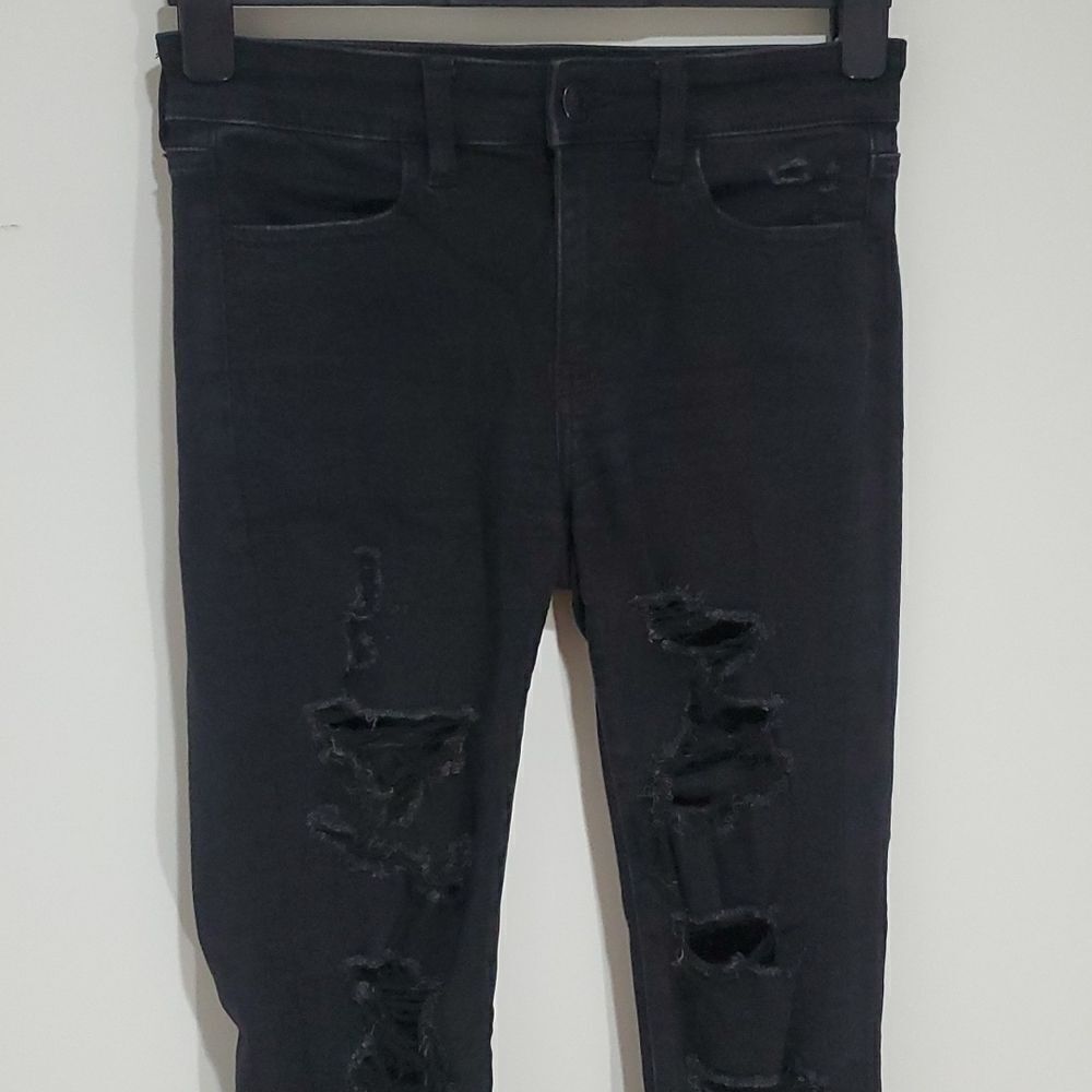 american Eagle black next level stretch 28x28 size 4 high rise jeggings